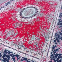 یک جفت فرش رنگ لاکی