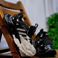 کتونی آدیداس دیلاکس