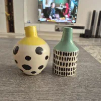 دوعدد گلدان سرامیکی کوچک