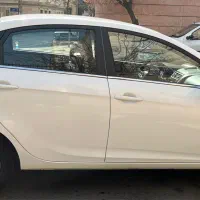 جک j4 سفید ۱۴۰۲ درحد|خودرو سواری و وانت|تهران, طرشت|دیوار