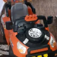 ماشین شارژی کنترلی  با شارژر و موزیک