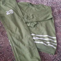 یک عدد لباس پسرانه