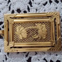 مدال طلا|جواهرات|مشهد, کارمندان دوم|دیوار