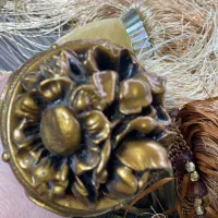 پرده جمع کن های زیبا و یک گلمیخ طلایی|پرده، رانر، رومیزی|رضوانشهر, |دیوار