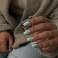 انجام کلیه خدمات ناخن با ضمانت بازگشت وجه