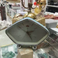 ساعتهای قدیمی رومیزی و دیواری|کلکسیون اشیاء عتیقه|باقرشهر, |دیوار