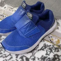 کتونی اسپورت اصل بچگانه|کفش و لباس بچه|چهاردانگه (تهران), |دیوار