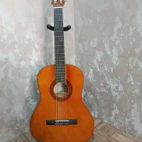 گیتار یاماهاسی چهل