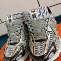 کفش نیوبالانس|کیف، کفش، کمربند|مرودشت, استادیوم|دیوار