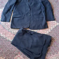 کت وشلوار و کفش