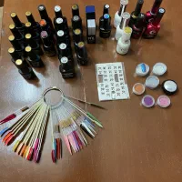 لوازم کاشت ناخن در حد نو|آرایشی، بهداشتی، درمانی|شاهین‌شهر, عطار|دیوار