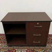 میز اداری به همراه فایل سه کشو، تمیز و سالم