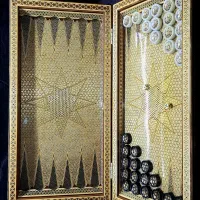 تخته نرد و صفحه شطرنج خاتم (ستونی اعلاء زرکوب)