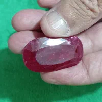 ۱عددنگین یاقوت آتشی باسختی۹به وزن۱۷گرم۶۰۰سوت