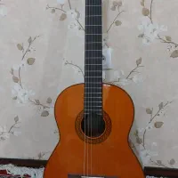 گیتار یاماها c80