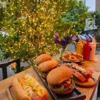 پیتزا زن گریل کار ساندویچ زن