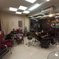 کرایه صندلی در آرایشگاه|خدمات آرایشگری و زیبایی|اصفهان, پروین|دیوار