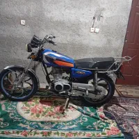 موتور سیکلت با تمام مدارک حتی کارت سوخت