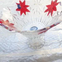 وسایل داخل سمساری|ظروف سرو و پذیرایی|صحنه, |دیوار