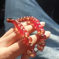 تسبیح سند‌لوس قدیمی|کلکسیون اشیاء عتیقه|رباط‌کریم, رباط‌کریم|دیوار