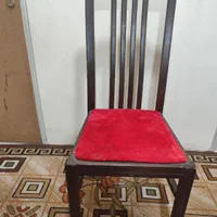 صندلی چوبی