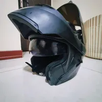 کلاه کاسکت فک متحرک