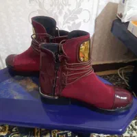 کفش بوت مخمل زرشکی رنگ