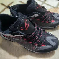 فروش فوری کفش ۴۴