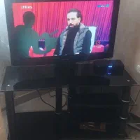 تلویزیون سامسونگ اصل 32 اینچ همراه میز