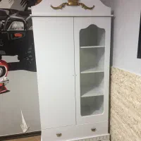 کمد کودک و‌نوجوان