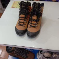 کفش کوهنوردی