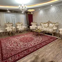 یک دست مبل نه نفری و یک میز نهار خوری شش نفری|مبلمان خانگی و میز عسلی|مهاباد (آذربایجان غربی), |دیوار