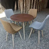 صندلی پایه آهنی و چوبی