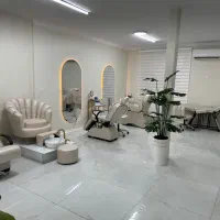 استخدام ناخن کار مژه کار و در سالن زیبایی پریسا|استخدام درمانی، زیبایی، بهداشتی|تهران, منیریه|دیوار