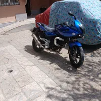 پالس ۲۲۰ باجاج،سوزوکی،کاوازاکی،پولسار،یاماها