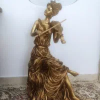 میز دکوری مجسمه ویولن‌زن طلایی|صنایع دستی و سایر لوازم تزئینی|تبریز, |دیوار