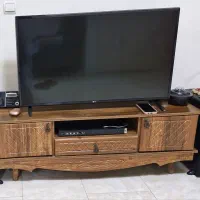 فروش تلویزیون ۴۲ اینچ LED با میز