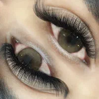 مژه بدون آسیب و ریزش