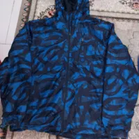 کاپشن|لباس|قدس, شهر‌قدس|دیوار