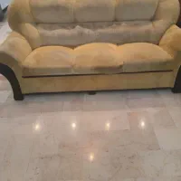 یک دست مبل هفت نفره دست دوم از جنس نبوک|مبلمان خانگی و میز عسلی|کرج, فاز ۱ مهرشهر|دیوار