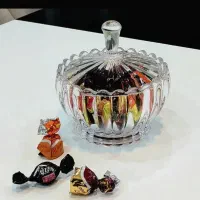 مقداری ظروف نو