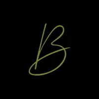 ادمین و تولید محتوا (عکاس و فیلمبردار) تبلیغاتی