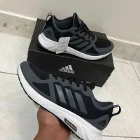 کتونی اورجینال آدیداسAdidasاصل ویتنام به ضمانت.س44|کیف، کفش، کمربند|تهران, بریانک|دیوار