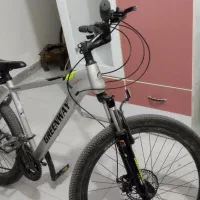 دوچرخه تمیز و نو