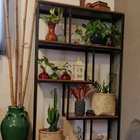 استند فلزی و ام دی اف