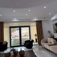 مدیر داخلی کلنیک پوست و مو