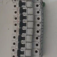 جعبه فیوز سه فاز و 10عدد فیوز 25امپر لگراند