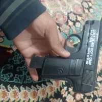 کلت فلزی فقط دسته ش لاک محکمه خوبه|اسباببازی|زابل, |دیوار