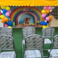 مربی اموزشی خانم برای مهدکودک