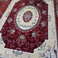 یک جفت فرش ۷۰۰ شانه ۶ متری در حد نو
